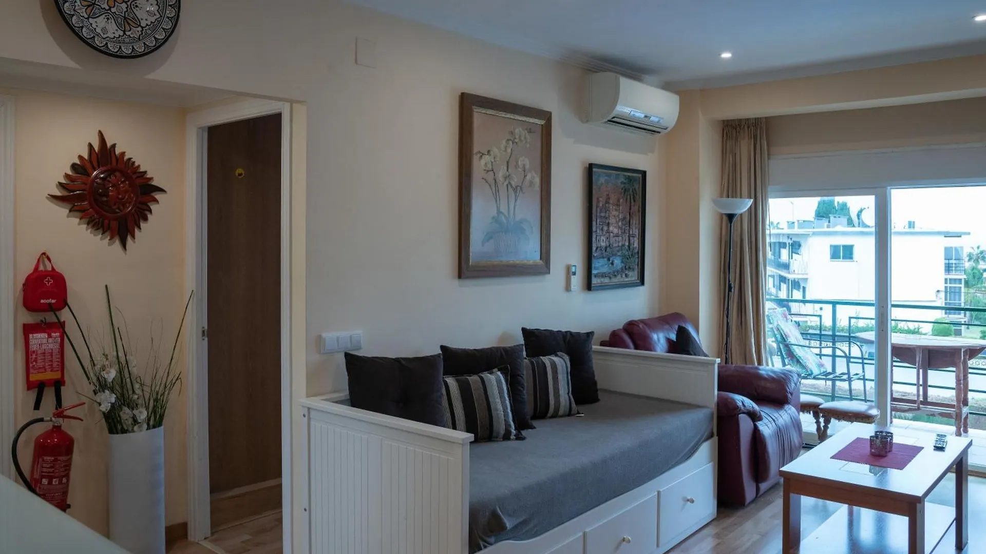 Apartment Benalmadena San Carlos Piscina Beach Spain
